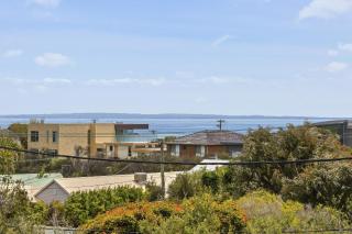 Bay Views at Tyrone Foreshore - 200m Walk to Beach - Rye - 6