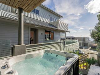 Ocean View Beach Beauty - Tairua Holiday Home - Tairua - 8