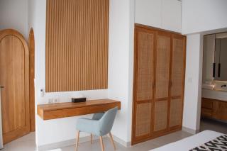 Chic Designer 1 BR villa with pool - Canggu - 2