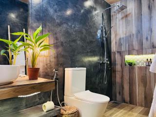 The Neylipz - Fully Air Conditioned 3 bedroom Apartment - 2