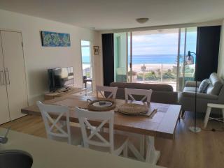 Kirra Surf Apartments - 5