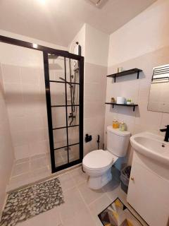 Petite Flat at Mesavirre Garden Residences - 2