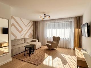 Grand Chalet Aparthotel - Poiana Brasov - 9