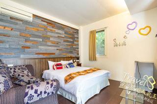 Happy Feet Homestay - 2