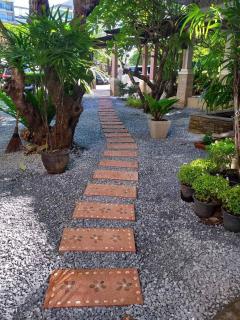 Bangkok Resort and Spa - Ban O Pao - 1