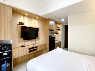 Cozy and Homey Studio Room Pollux Chadstone Apartment By Travelio - Cikarang - 1