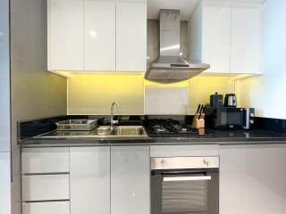 Queens Estate Vacation Homes - Studio Damac Maison Prive, Business Bay - Dubai - 8