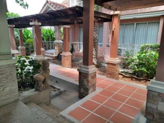 Bangkok Resort and Spa - Ban O Pao - 2