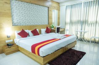 Ishwerya Suites - Bangalore - 6