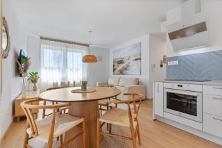 Boho Apt w Jacuzzi, Grill & Garden - Modra - 7