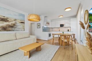 Boho Apt w Jacuzzi, Grill & Garden - 1