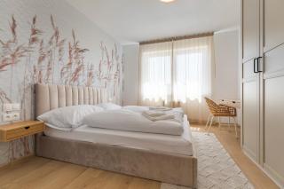 Boho Apt w Jacuzzi, Grill & Garden - Modra - 6
