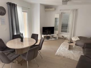 Apartment Josip 2 - Tribunj - 9