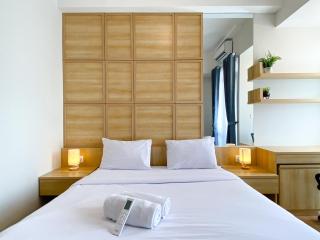 Combined and Nice 2BR at Vasanta Innopark Apartment By Travelio - Cikarang - 5