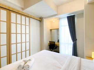Combined and Nice 2BR at Vasanta Innopark Apartment By Travelio - Cikarang - 4