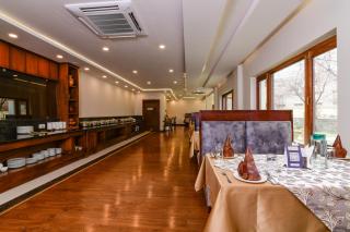 Tsokar Retreat - 0