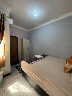 Minggiran House Homestay Jogja - 4