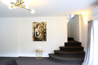 Skyline Haven - Entire Apartment - Free Parking, Espresso, Netflix - 15m to CBD, Stadium, Ferry - Wellington - 3