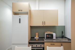 Modern and Cozy-3 Bedrooms 1 Bathroom-Delicias - Madrid - 3