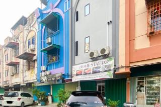 Homestay D3 Mitra RedDoorz - 2