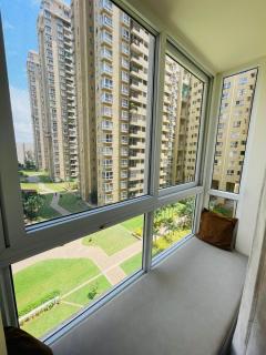 Sophisticated 2bhk in Bhartiya city near manyata tech park - Yelahanka - 1