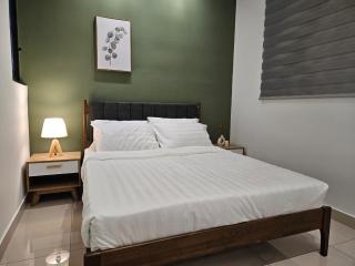 2R1B Chan Sow Lin Trion 2 - 6 pax - 3