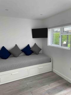 Overnighter - Wickford - 2