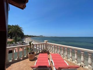 MARINETA CASSIANA "Beach Resort " Villa Ángela - 1