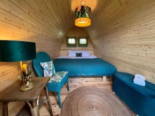 Dragonfly Glamping Spa Retreat - 9