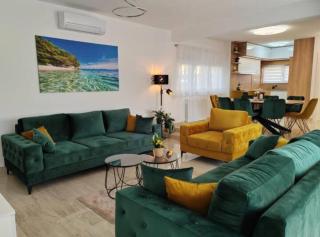 Villa Dreamin with Heated Pool & Hot Tub - Kraj - 4