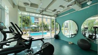 Luxurious studio apartment with private garden - Sharjah - 1