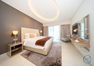 Spacious 1BR Apartment in Damac Paramount Towers BB - 0