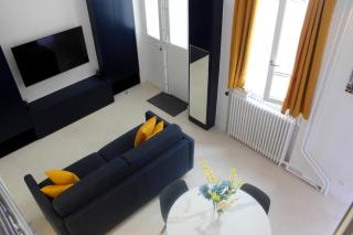 studio parisien renovated - close to the Pantheon - París - 0