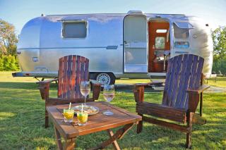 Caravane Airstream bord de lac - Saint-Loubès - 3