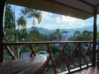 MiL's Hillside Tourist Inn - San Vicente - 1