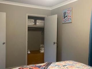 Masood Family Getaway Steps from CBD attractions - 7