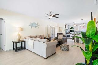 Rooi Santo 128 - Palm-Eagle Beach - 1