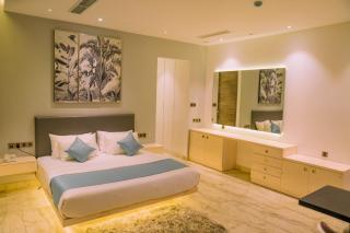 CDCI Business Suites - 8