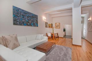 Luxury Apartments Next to Times Square - 9