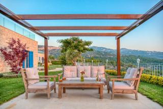 Red Oak House With Garden & Terrace in Assia, Batroun - 9