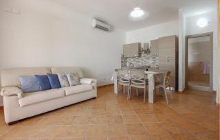 2 Bedroom Beautiful Apartment In Mercato Cilento - 1