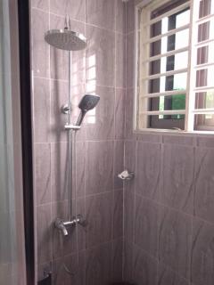 Serene 2 Bedroom House - 4