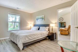 Westfield Home with Furnished Patio 2 Mi to Park St - Westfield - 1