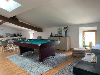 Billard Lounge loft détente avec Billard & Netflix by BoookingFuté - - 9