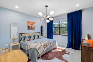 Close to DT Tampa Newly Designed Fully Stocked Kitchen - 9