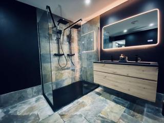nuit d exception avec jacuzzi - Bourg-de-Péage - 5
