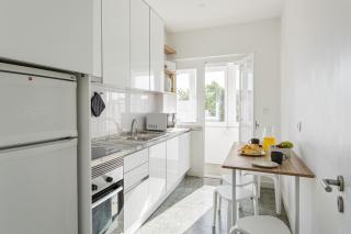 Campolide 2BR Flat - Lissabon - 9