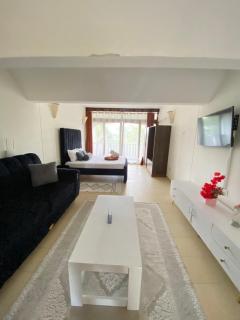 Diani, Beach Front Studio - Ukunda - 0