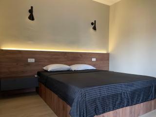 Riverside Grand Retreat - Skopje - 3
