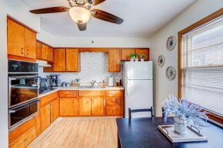 Luxury Artistic Condo Historic Location - 3